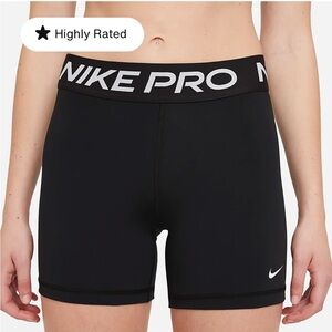 NWT Nike Pro 365
Women's 5" Shorts